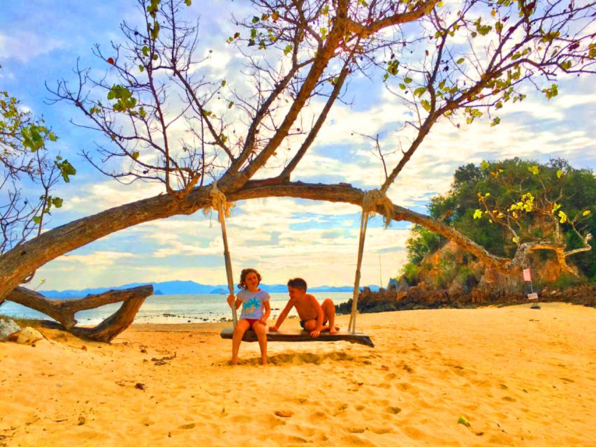 Krabi: Hong Island Sunset and BBQ Dinner Tour - Night snorkeling and the glow in the water