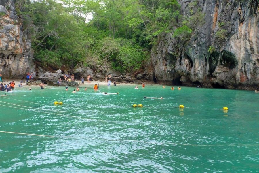 Krabi: Hong Islands Day Tour by Longtail Boat - Lao Lading, the first island stop