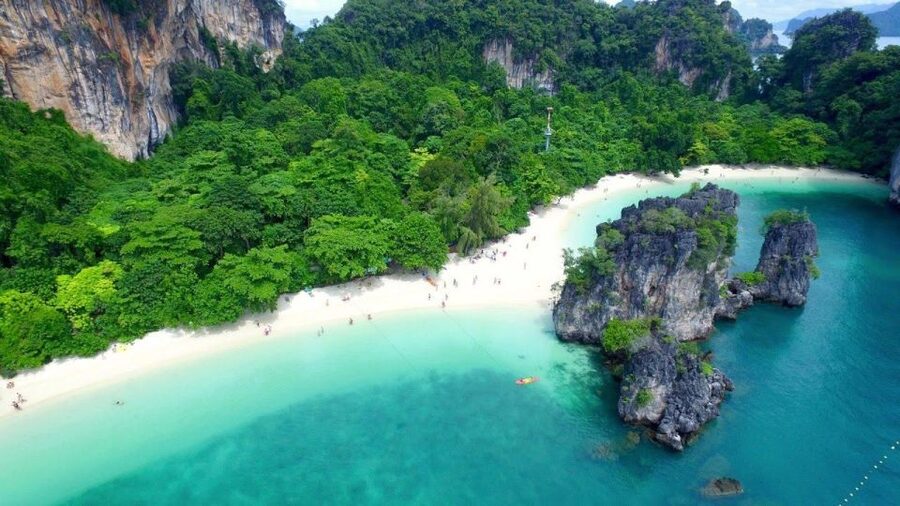 Krabi: Hong Islands Day Tour by Longtail Boat - Crowds, group size, and the best time to go
