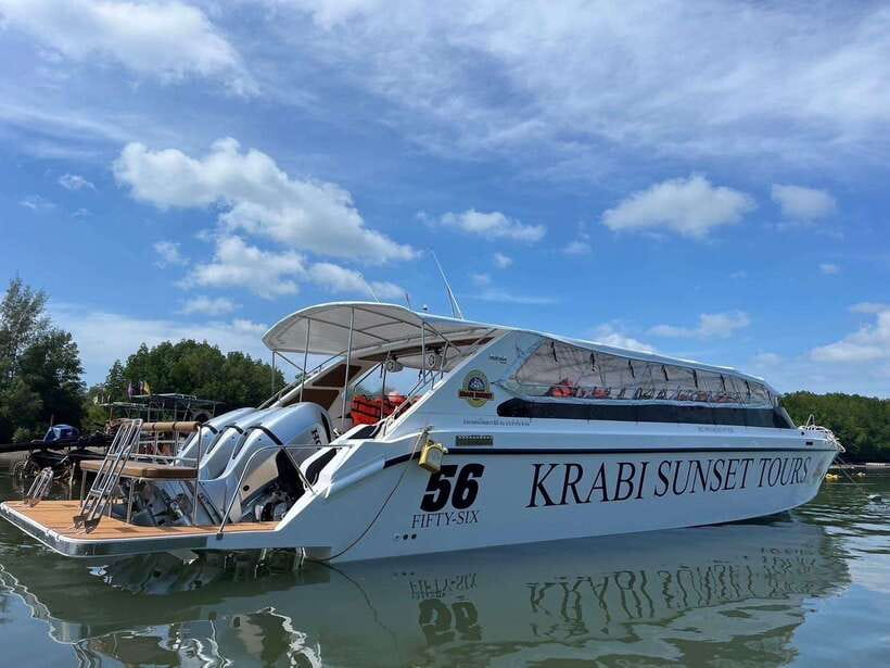 Krabi: Hong & Paradise Island Odyssey by Speedboat - A Thai lunch beside the sea