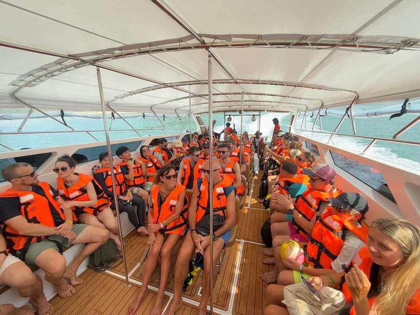 Krabi: Hong & Paradise Island Odyssey by Speedboat - How the crew shapes the day