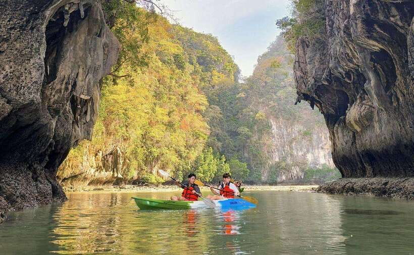 Krabi: Koh Hong Small Group Tour by Luxury Longtail Boat - Hong Lagoon: the day’s signature stop