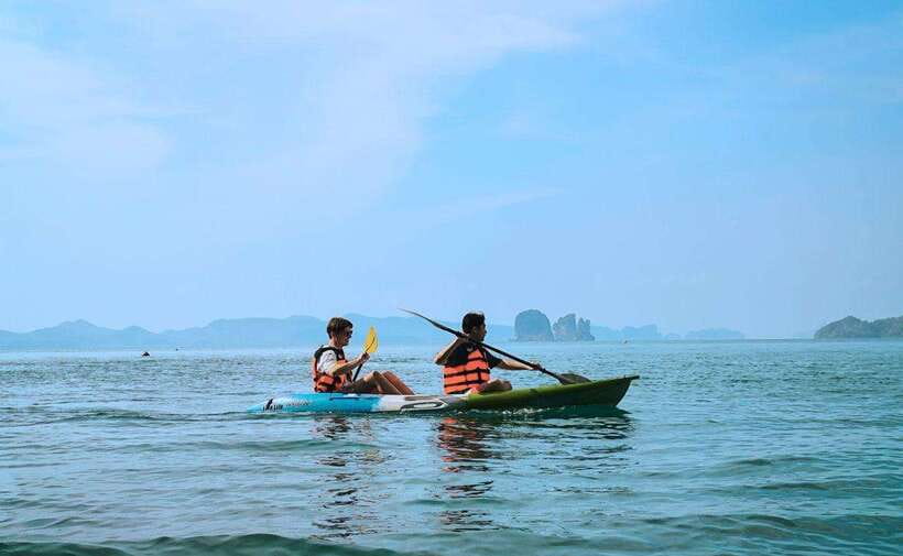 Krabi: Koh Hong Small Group Tour by Luxury Longtail Boat - Small group comfort, with one qualification