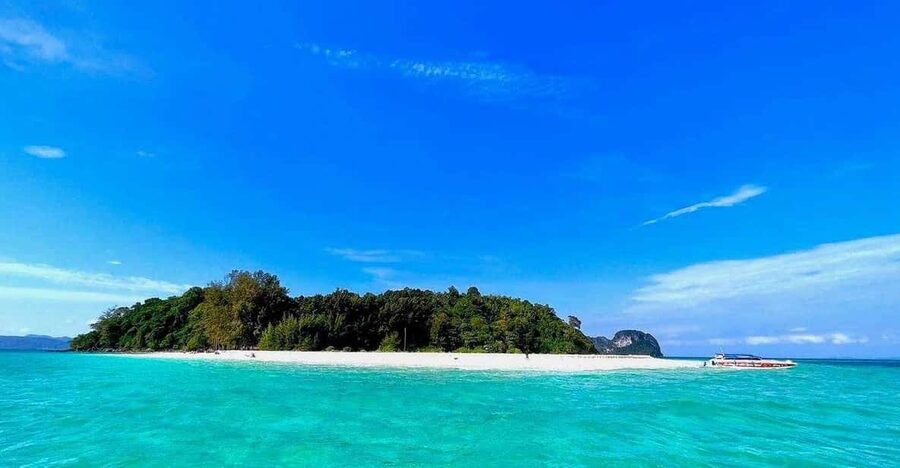 Krabi: Phi Phi Islands & Maya Bay Speedboat Tour with Lunch - Pileh Lagoon for swimming and snorkeling