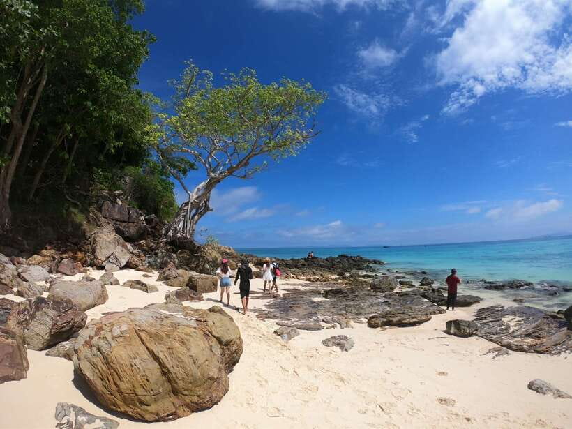 Krabi: Phi Phi Islands Speedboat Tour with Buffet Lunch - Morning pickup from Krabi and the 45-minute crossing