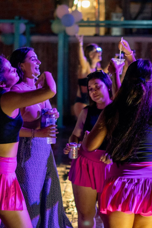 Krabi Pub Crawl - Join Nomads For The Best Night in Ao Nang! - Live music and the chance to sing on stage