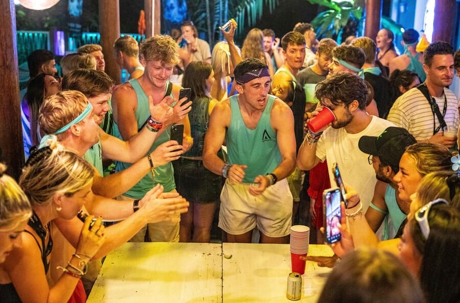 Krabi Pub Crawl - Join Nomads For The Best Night in Ao Nang! - Ao Nang bars and the question of variety
