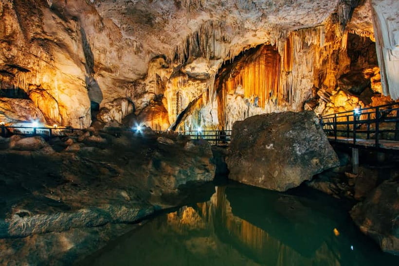 Krabi: Railay Beach & Caves + Jurassic World : Rebirth Sites - Meeting in Ao Nang and crossing by long-tail boat