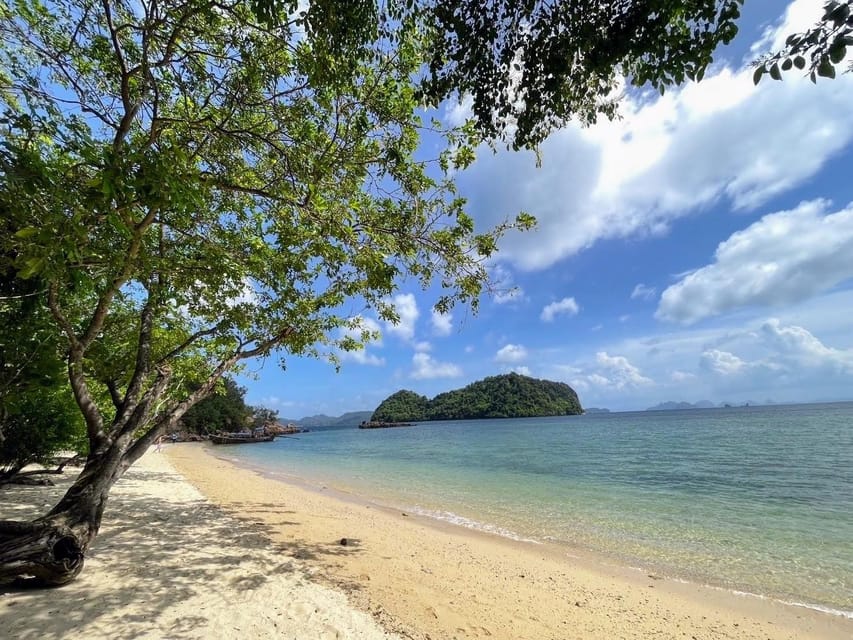 Krabi's Hong Island Speed Boat Blast with 360° Viewpoint - What the $41 price really covers