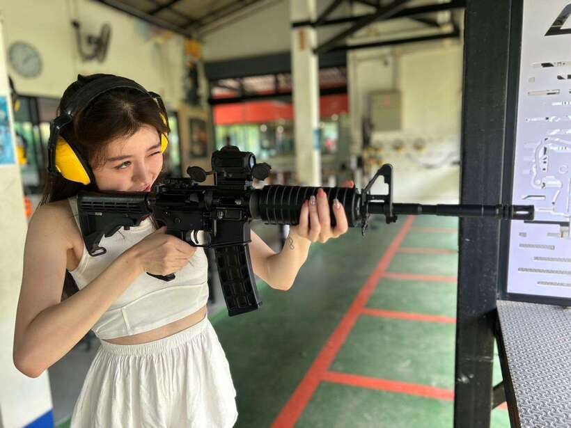 Krabi shooting range(.22 LRM4, .10 bullet) - What the Krabi shooting experience really offers