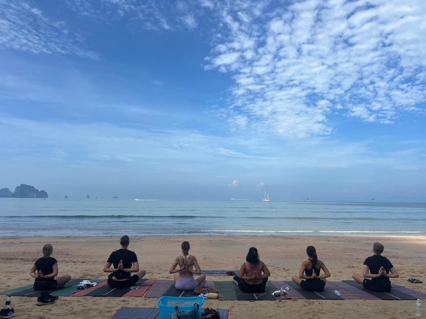 Krabi: Sunrise Yoga Balance Join-in Class - What happens during the 90-minute class