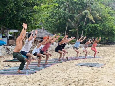 Krabi: Sunrise Yoga Balance Join-in Class