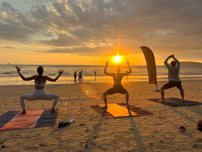 Krabi: Sunset Yoga Balance Join-in Class - Meeting at 17:30 for the beach session