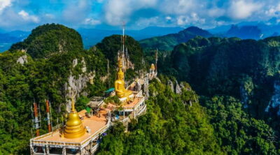 Krabi: Tiger Cave Temple, Emerald Pool and Hot Springs Tour
