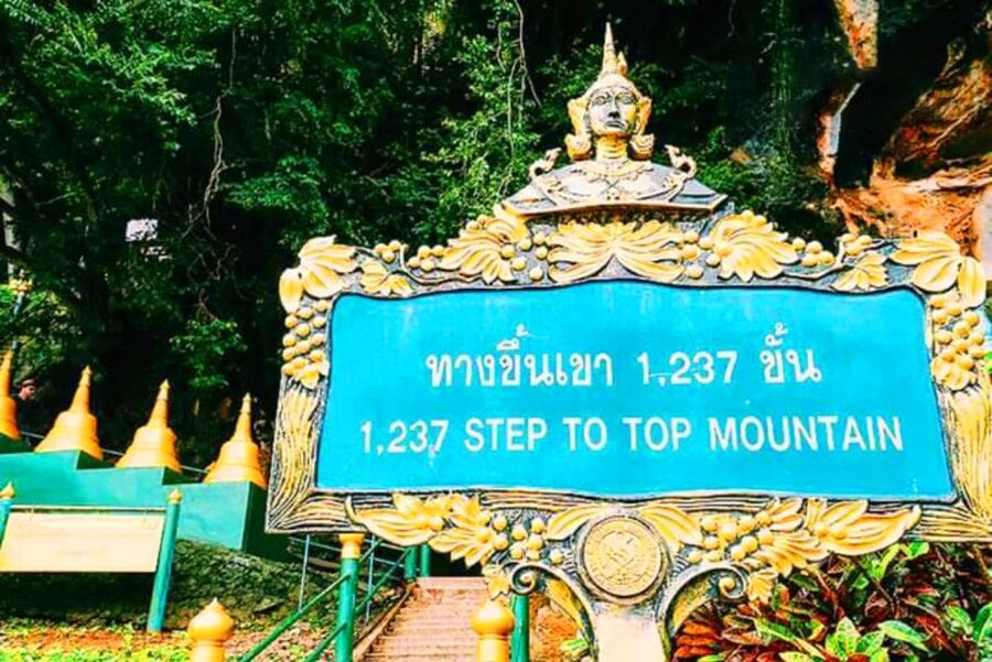 Krabi: Tiger Cave Temple Sunset Tour - Monkeys and temple etiquette