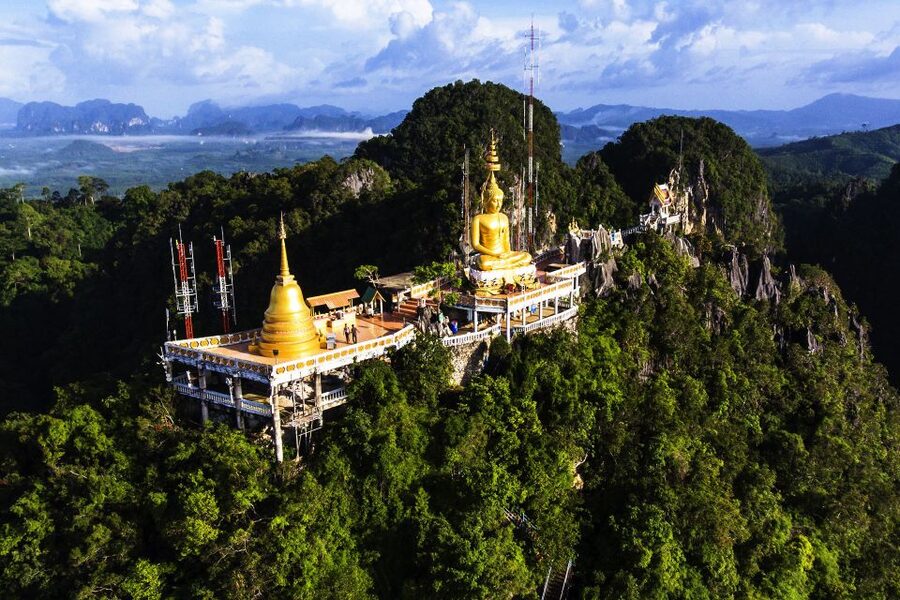 Krabi: Tiger Temple, Hot Springs & Crystal Pool Jungle Tour - Lunch in the middle of the route