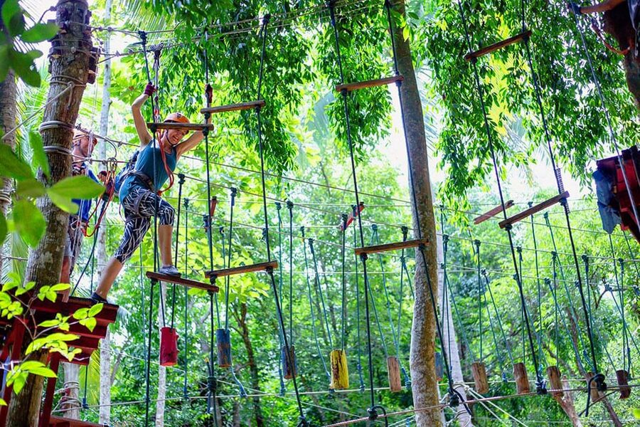 Krabi: Ultimate Zipline Games Challenge - The guides make the short course work
