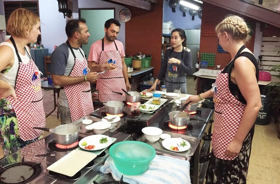 Krabi: Unveiling Thai Flavors by Night at Smart Cook School - Why a Thai cooking class belongs in your Krabi plans