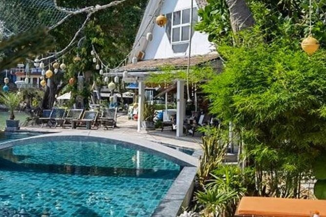La Bombona Diving Koh Tao Open Water Course - From Sairee Beach to your first underwater skills
