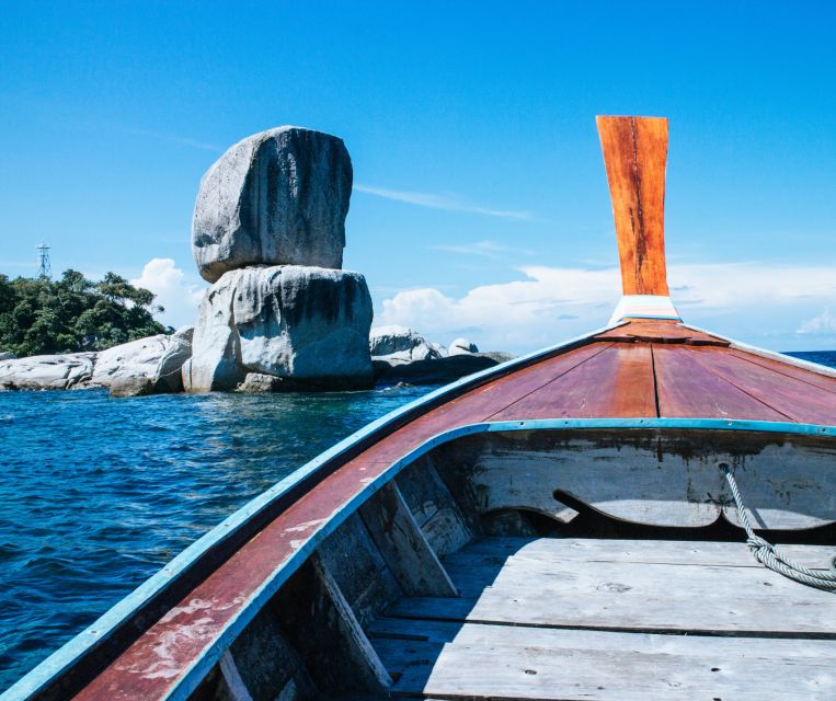 Lipe: Longtail Boat Snorkeling to Outer Islands Program B - Koh Hin Son and the first island views