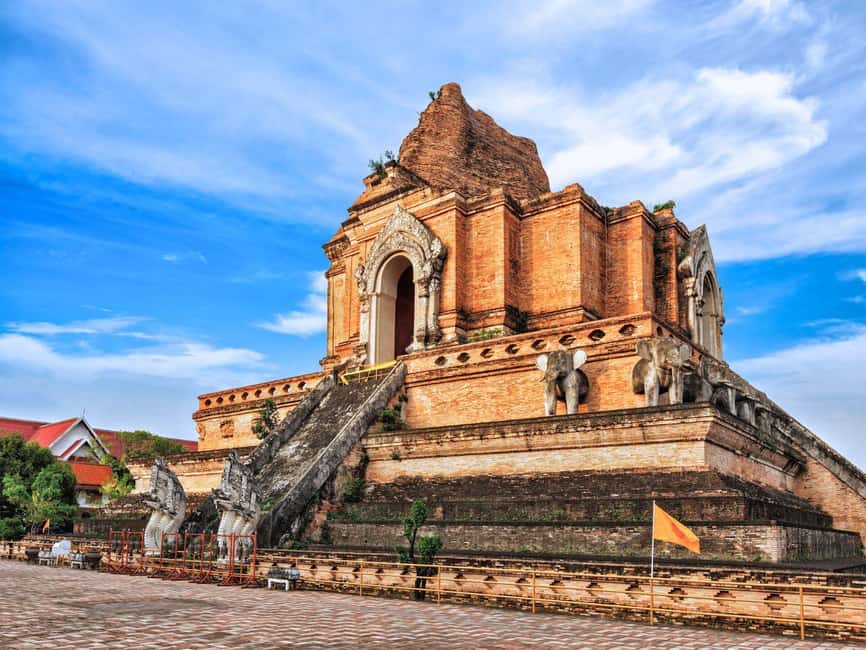 Long Neck Village, Silver Temple & Chiang Mai Top Sites - Timing, clothing, and practical comfort