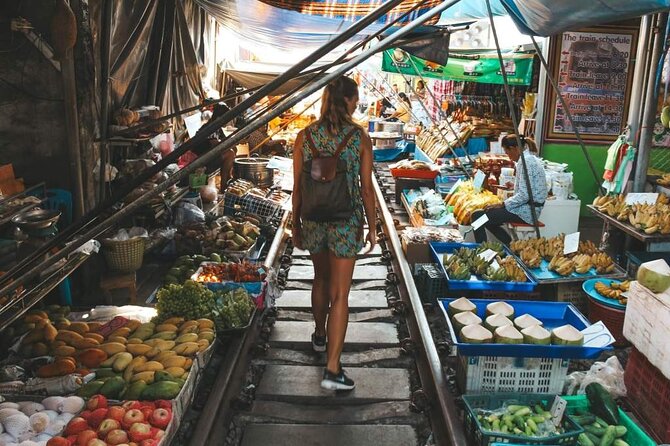 Maeklong Railway Market and Damnoen Saduak Floating Market Tour From Bangkok - What to bring for this Bangkok day trip