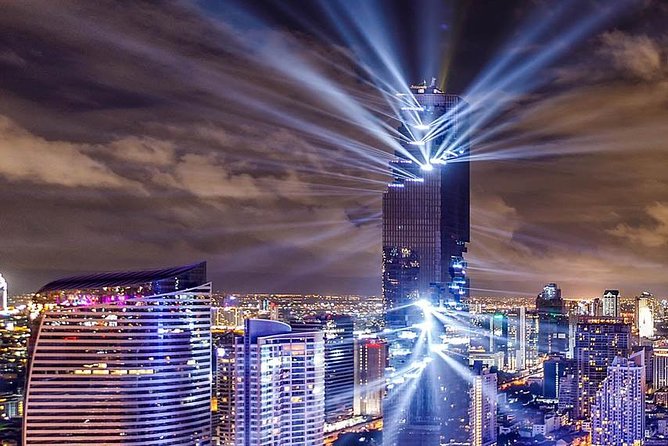 Mahanakhon Building Skywalk - Free Upgrade to Rooftop - The passport rule you should not miss