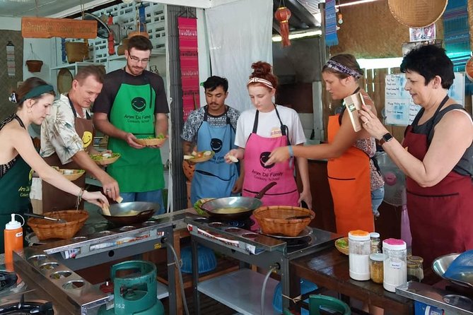 Morning Thai cooking class - Meeting point, timing, and cancellation details
