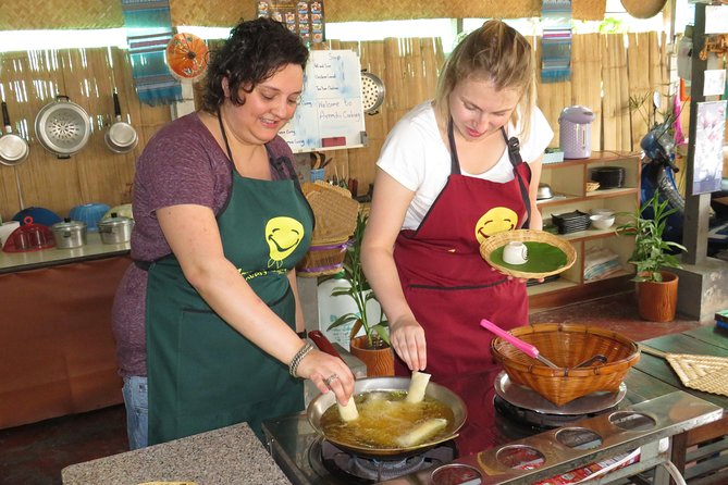 Morning Thai cooking class - Four and a half hours of cooking, not just watching