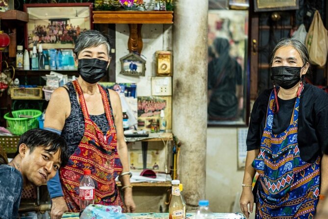 Must-Try: Hidden Bangkok Bike and Food Tour - Baan Kudichin Museum and a quiet local pause