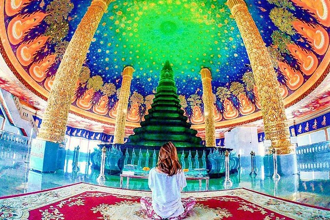 Must-Try: Hidden Bangkok Bike and Food Tour - Wat Kalayanamit and the city’s religious life
