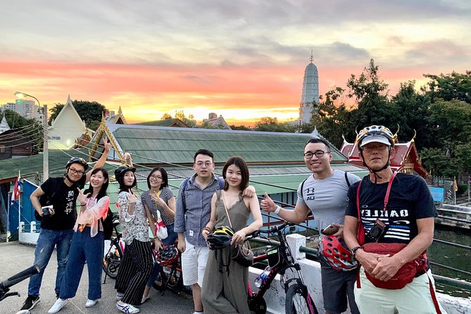 Must-Try: Hidden Bangkok Bike and Food Tour - Khlong Bang Luang Floating Market and the family meal