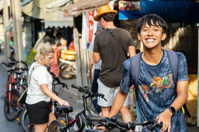 Must-Try: Hidden Bangkok Bike and Food Tour - Starting at Somdet Chao Phraya