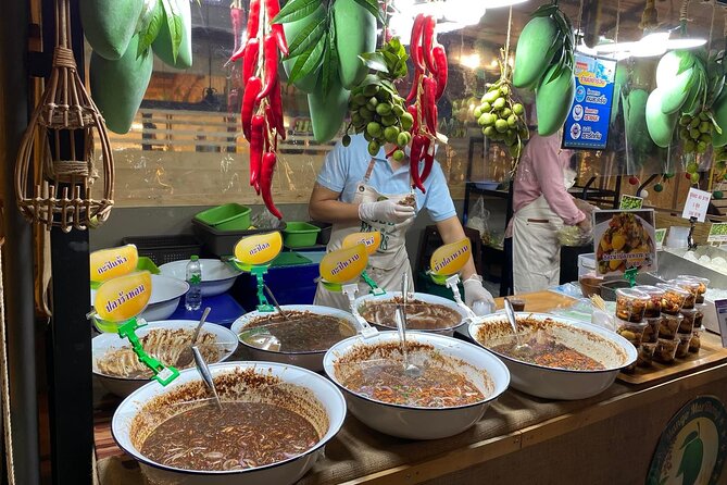 Night life in Bangkok - Jodd Fairs Train Night Market(Joint) - Booking details worth knowing before you go