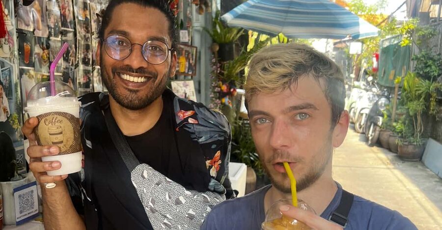 No Diet Club - Local food tour in Bangkok with many tastings - Why the Small Group Size Helps