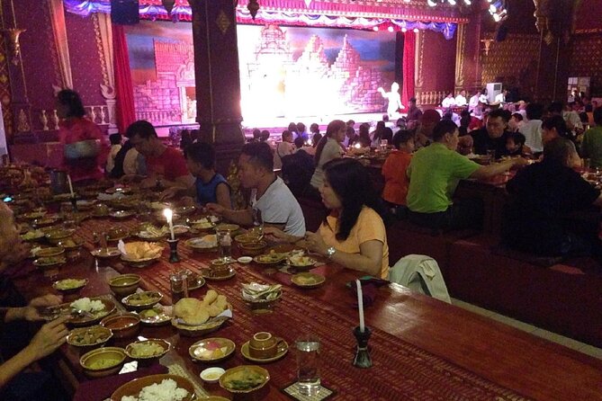 Nopparat’s Traditional Thai Dinner & Dance - A compact evening of Thai food and performance