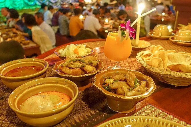Nopparat’s Traditional Thai Dinner & Dance - What the Thai set meal is really like