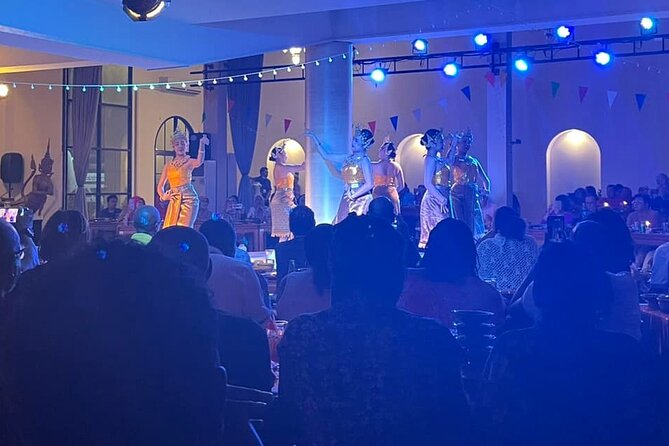 Nopparat’s Traditional Thai Dinner & Dance - Who will enjoy Nopparat most?
