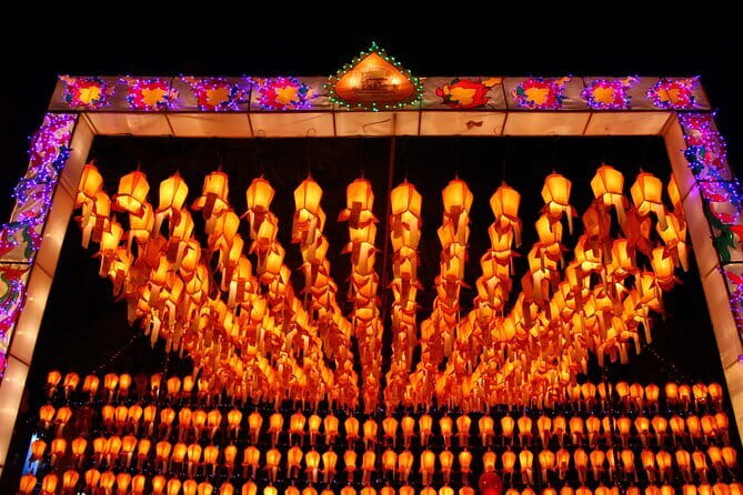 Old Town History and Culture Walking Tour at Chiang Mai - Timing, meeting point, and small practical details