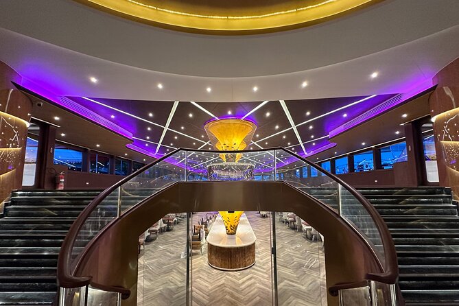 Opulence Buffet Dinner Cruise & Cultural Show - The Thai and international buffet