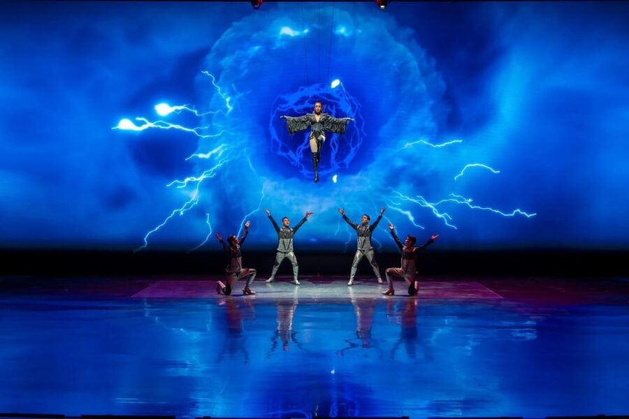 Pattaya: Colosseum Show Experience - Why the Roman-style setting changes the evening