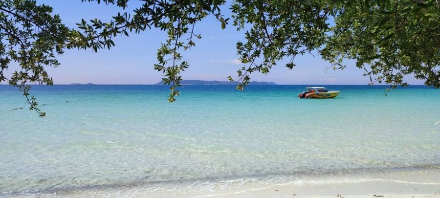 Pattaya Island Trip With Drone Photo and lunch,Nature Beach - Water activities keep the beach stop lively