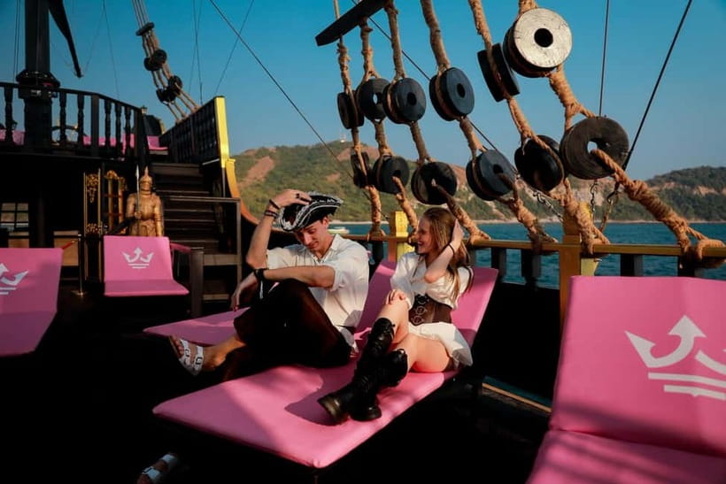 Pattaya: Koh Larn Pirate Cruise with Transfer & Activities - The 3:30 PM party on board