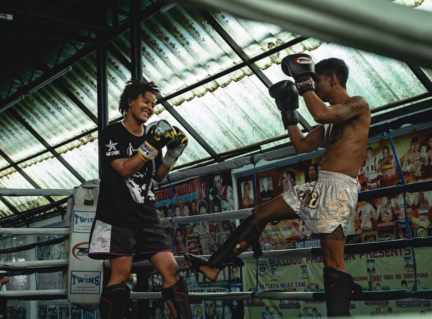 Pattaya: Muay Thai Boxing Introduction Class for Beginners - Working with certified instructors