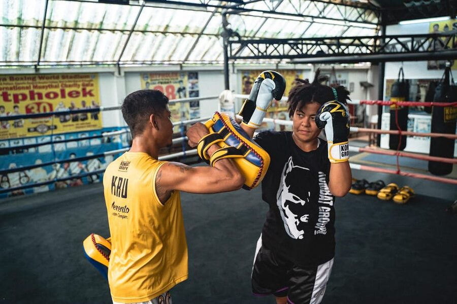 Pattaya: Muay Thai Boxing Introduction Class for Beginners - A female-friendly and family-friendly activity