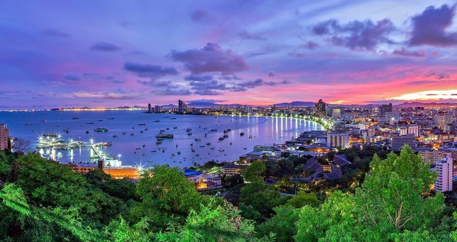 Pattaya: Private Customizeable City Highlights Tour & Driver - The driver makes the difference