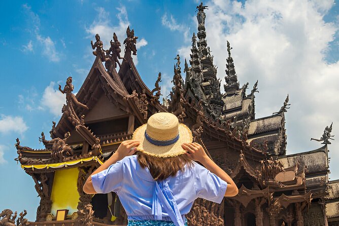 Pattaya Private Day Tour from Bangkok or Pattaya - Pattaya Beach, a short look at the coast