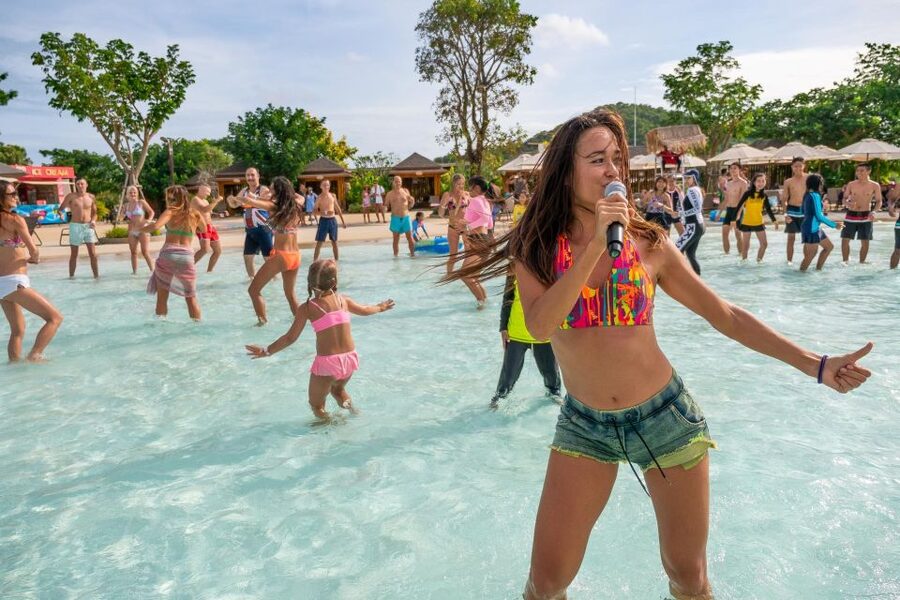 Pattaya: Ramayana Water Park Ticket - What the rating tells you, and what it does not