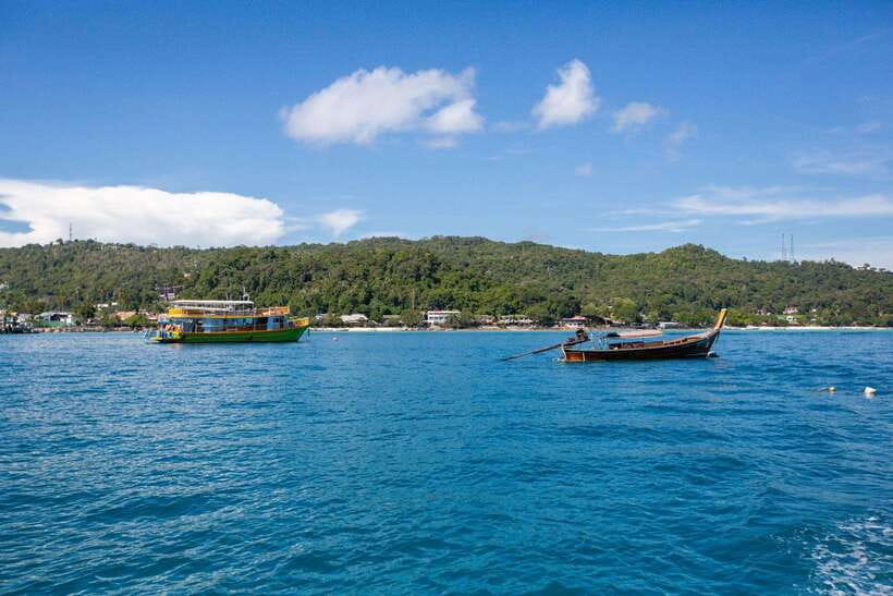 Phi Phi: 7 Island Day Tour by Longtail Boat - Bamboo Island: soft sand, with less novelty