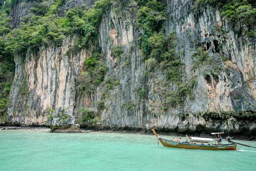 Phi Phi: 7 Island Longtail Boat Snorkeling Tour with Sunset - Pileh Lagoon and Loh Samah Bay